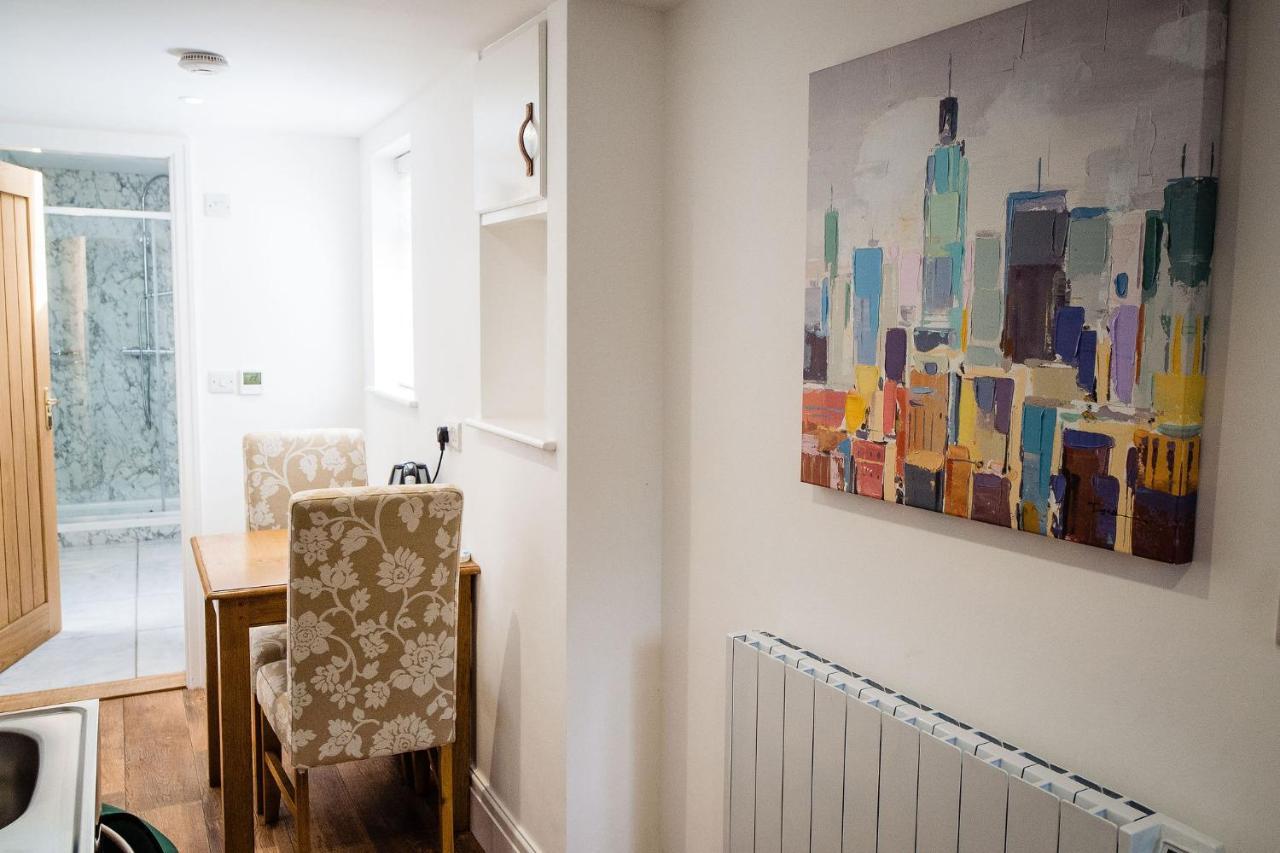 The Rectory Rooms, 4 Apartment